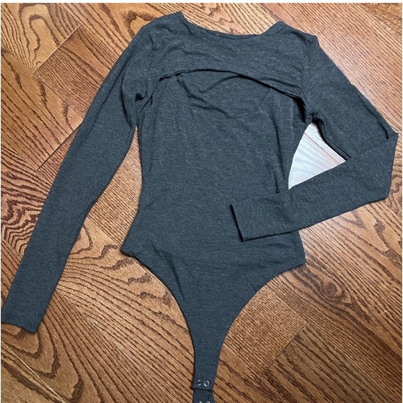 IVY PARK + Naked Wardrobe Bodysuit !!! 2 for 1 ! - Picture 5 of 9